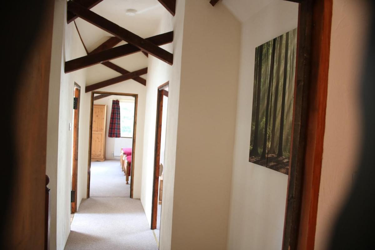 Award Winning Lower Whitsleigh Farm Cottage Roborough Exterior photo